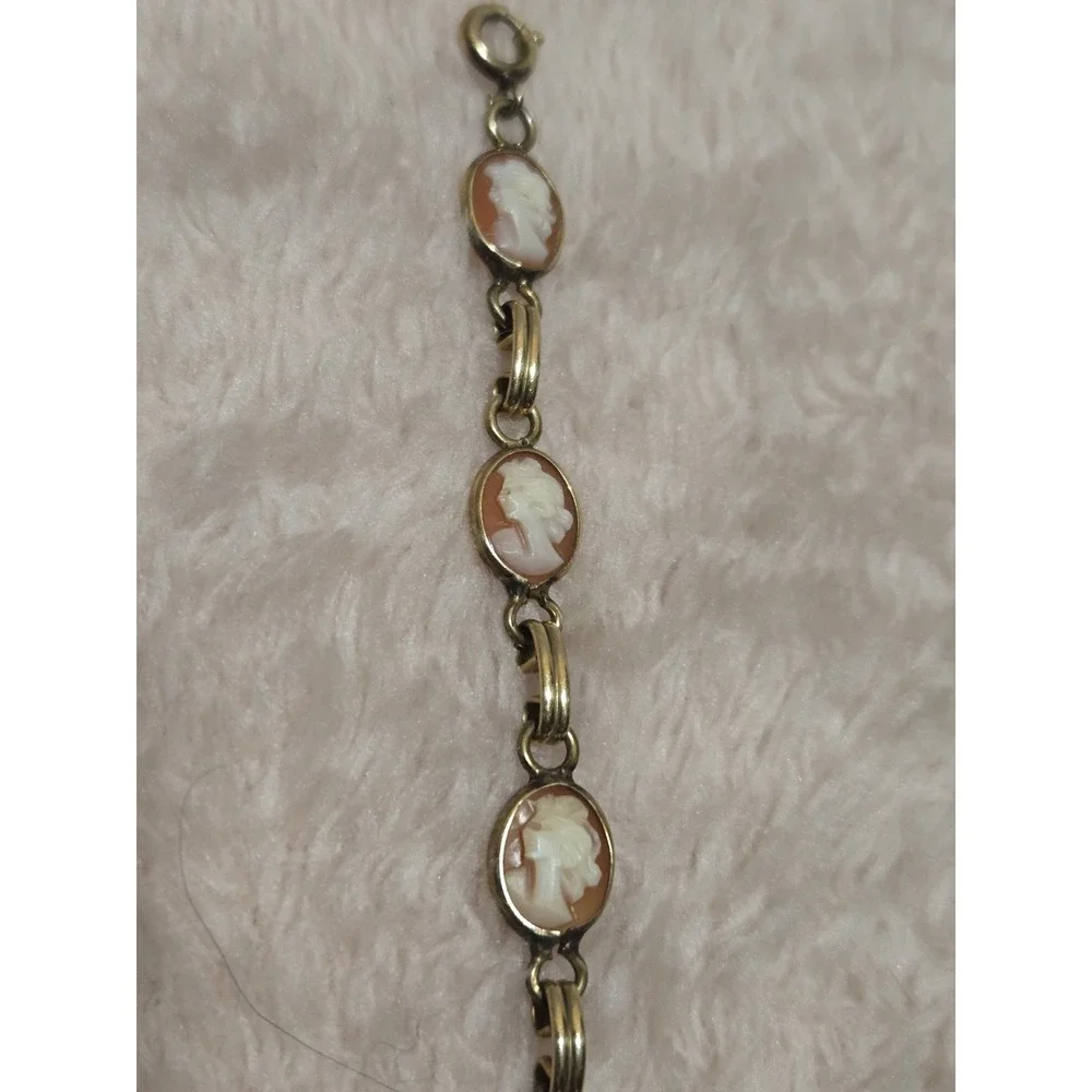 Vintage/Antique‎ 12k Gold Filled Carved Cameo Bracelet - Picture 3 of 10